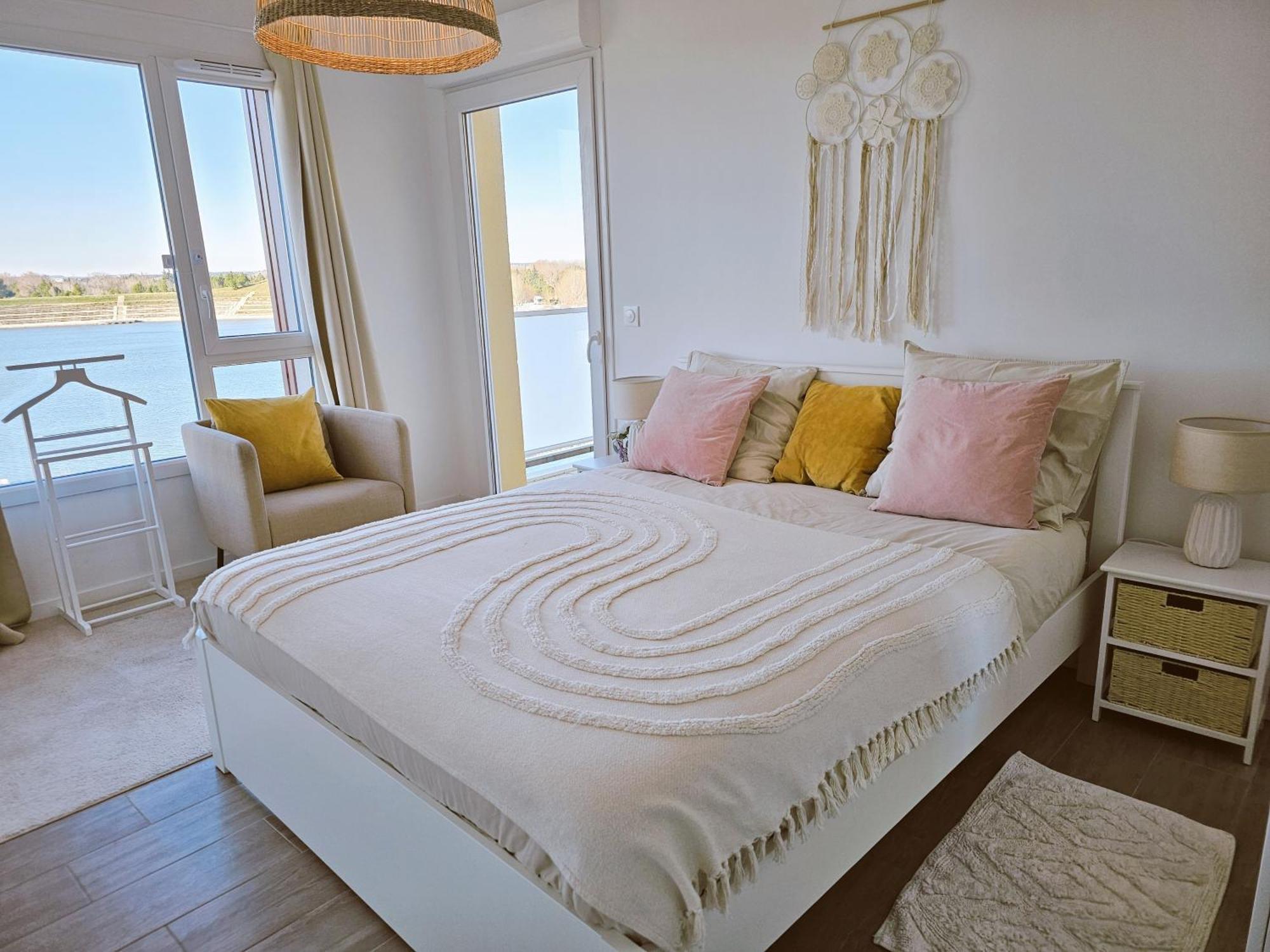 Lakeside Provence - Appartement 4 Etoiles Face Au Lac De Монтё Экстерьер фото